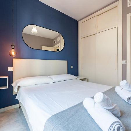 Unique Charming Apartment In The Heart Of Малага Екстер'єр фото